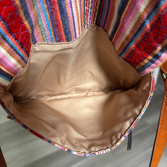 Women's T-Shirt & Jeans Serape Embroidered Crossbody - Picture 11 of 16